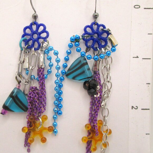 Jewelry: earrings - Picture 2 of 2